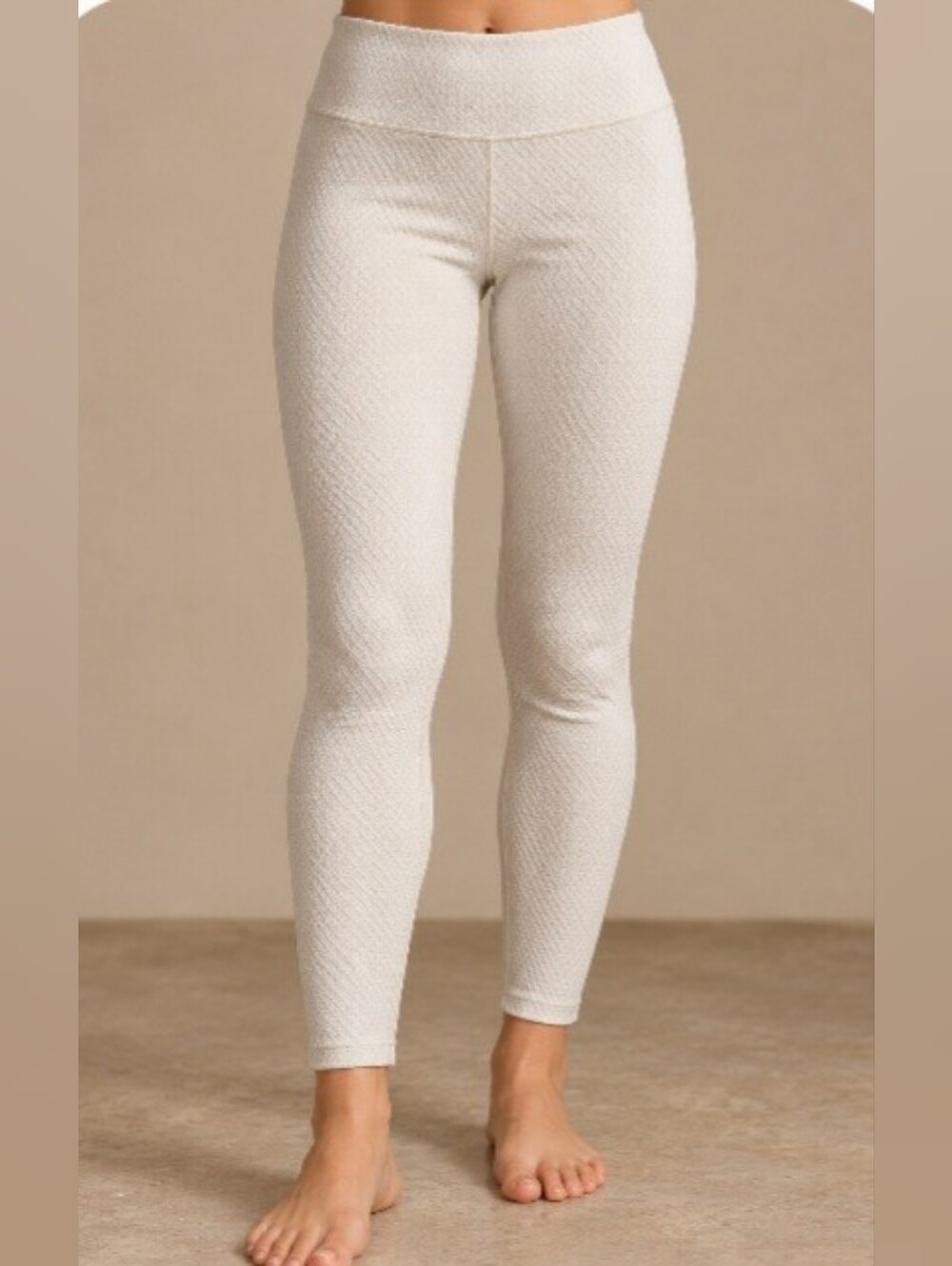 Eliane Rose Cream Colored High Rise Ankle Leggings Diamond Weave Pattern Size 6